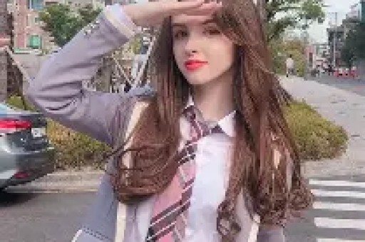 刘晓庆被指耍大牌现身河南万岁山和王婆同台全场冷脸拒讲话